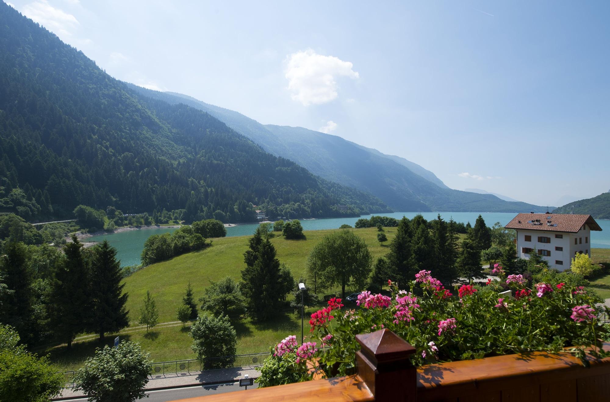 Du Molveno