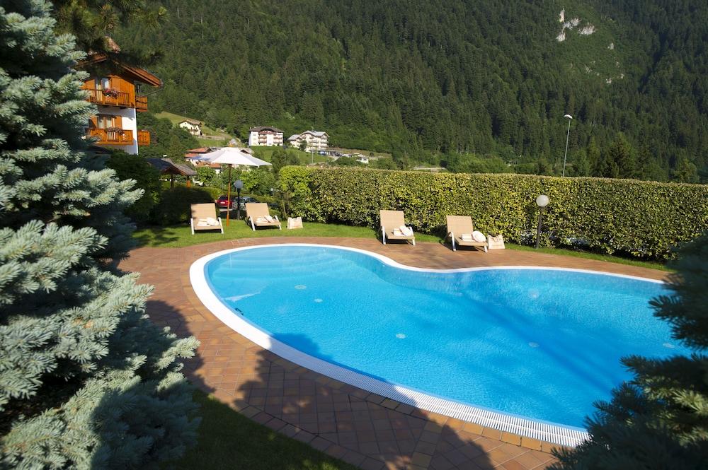 Hotel Du 3*